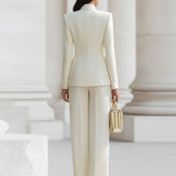 Christina - Eleganten kremni tailored suit set z zlatimi akcenti