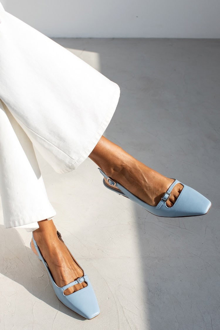 Balerinke slingback cut-out Azzurro s kvadratnim vrhom iz usnja