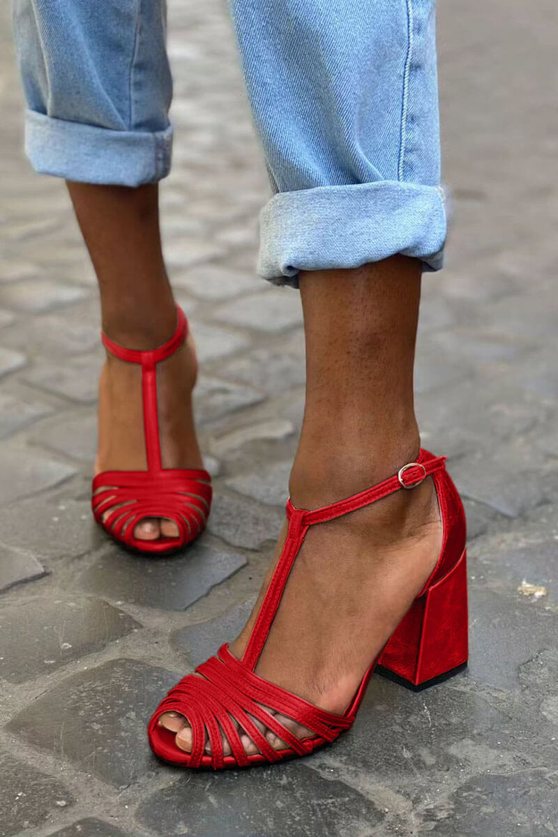 Široki peep toe petki z zaponko, T-trakom in trakovi