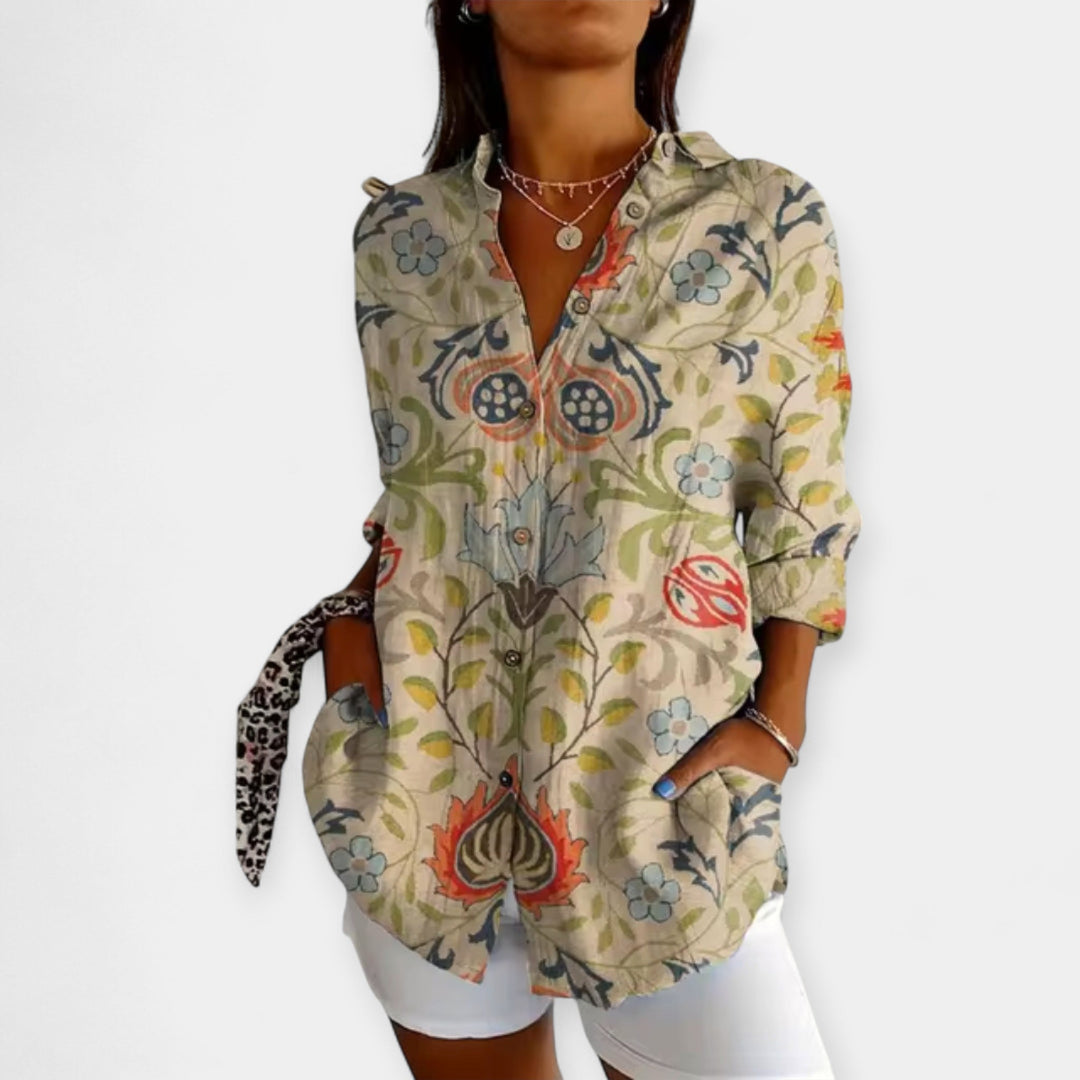 Bluza z Gumbi in Cvetnim Dizajnom