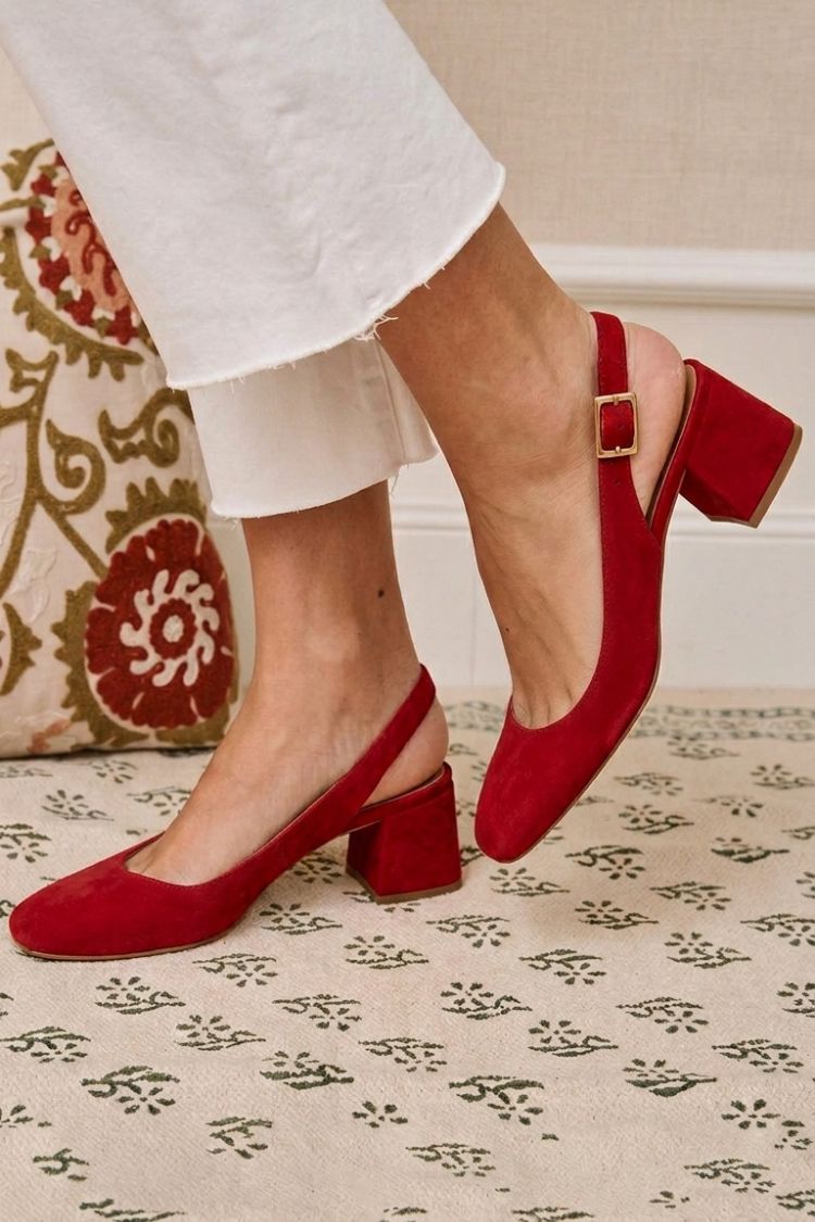 Chunky slingback petke v kaki barvi s kvadratnim nosom in sponko