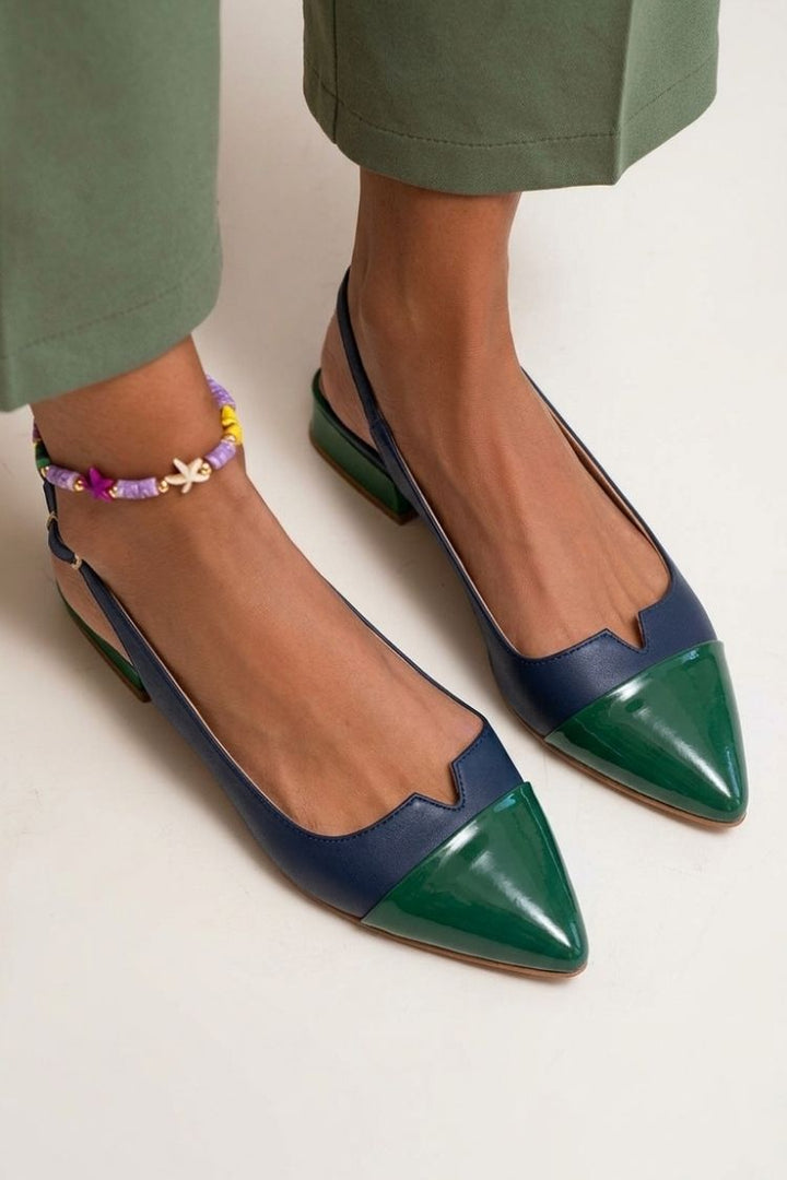 Balerinke slingback cut-out barvni blok s konico in sponko