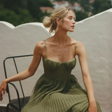 Isabella - Nežna obleka z gubami