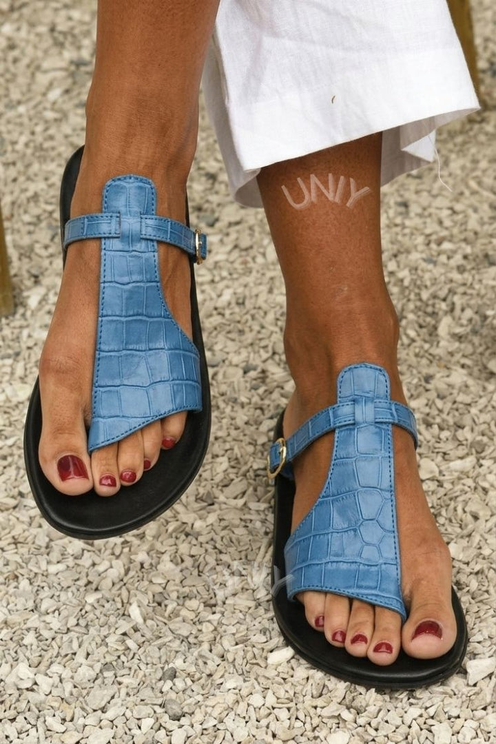 Sandali s flip-flop učinkom krokodila s trakcem in sponko na vratu stopala