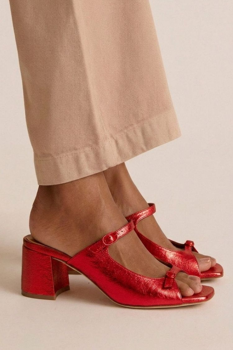Široki petni slingback cut-out barvni blok Zlata