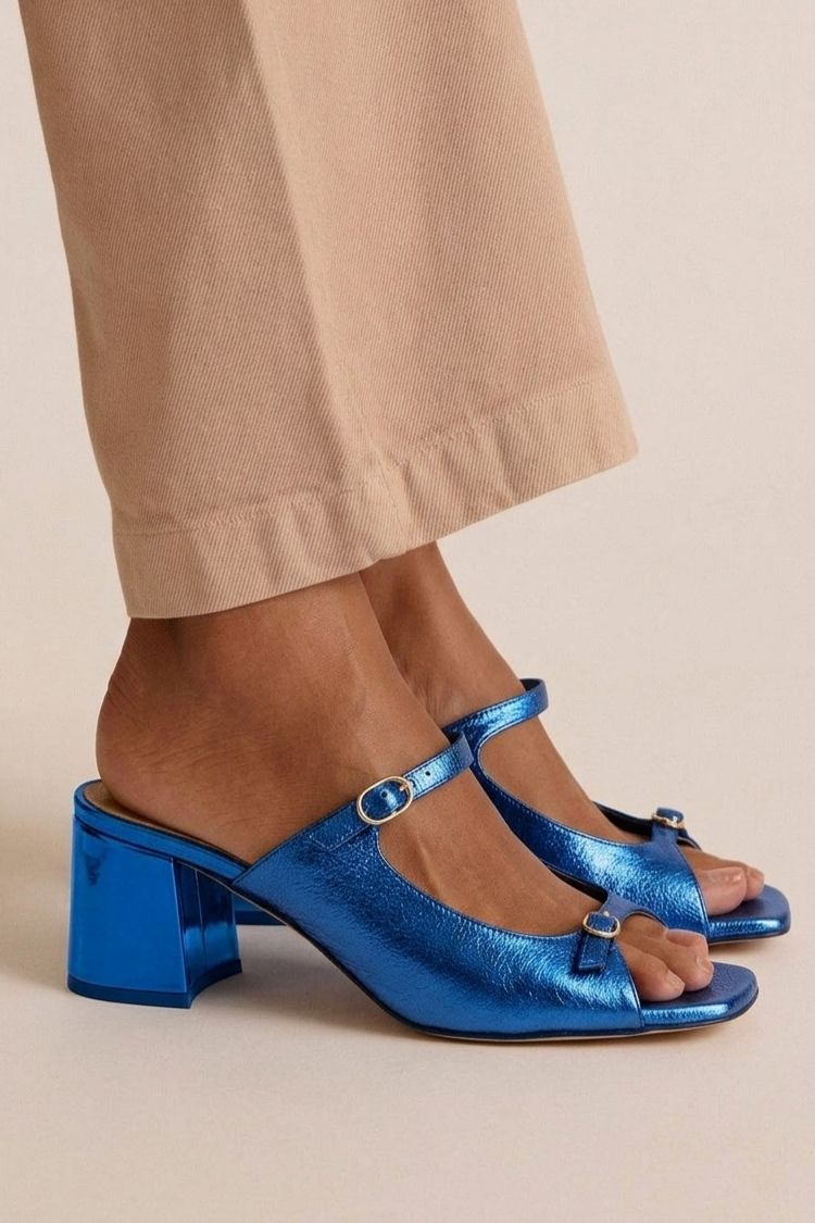 Široki petni slingback cut-out barvni blok Zlata