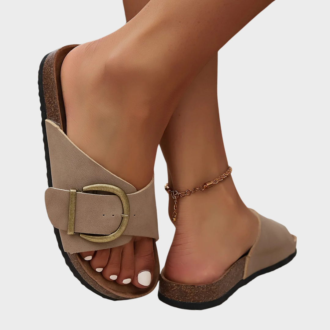 Ortopedske sandal Mila Ljubljana Vesna, udoben model z nastavljivimi trakovi in podporo za stopala.