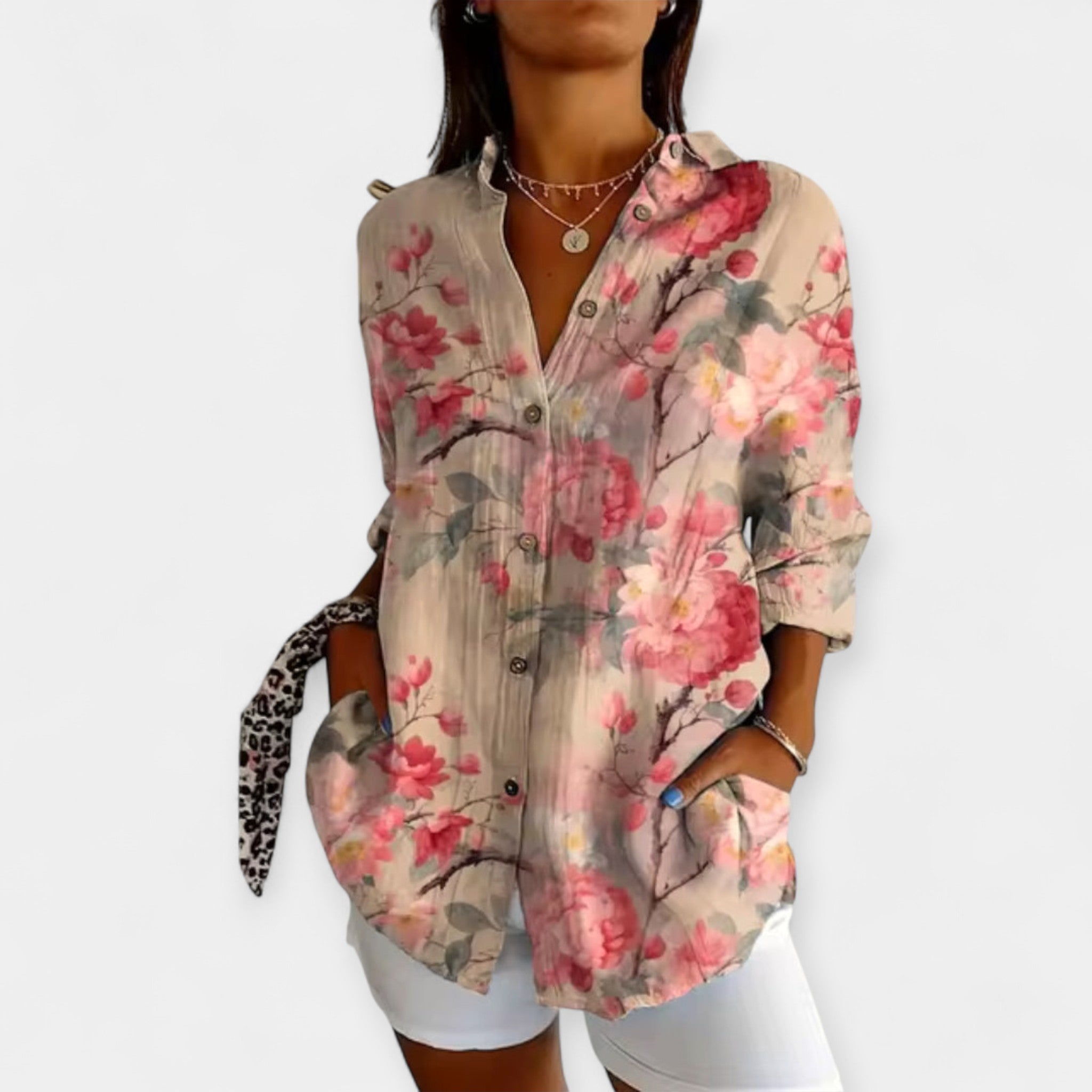 Bluza z Gumbi in Cvetnim Dizajnom