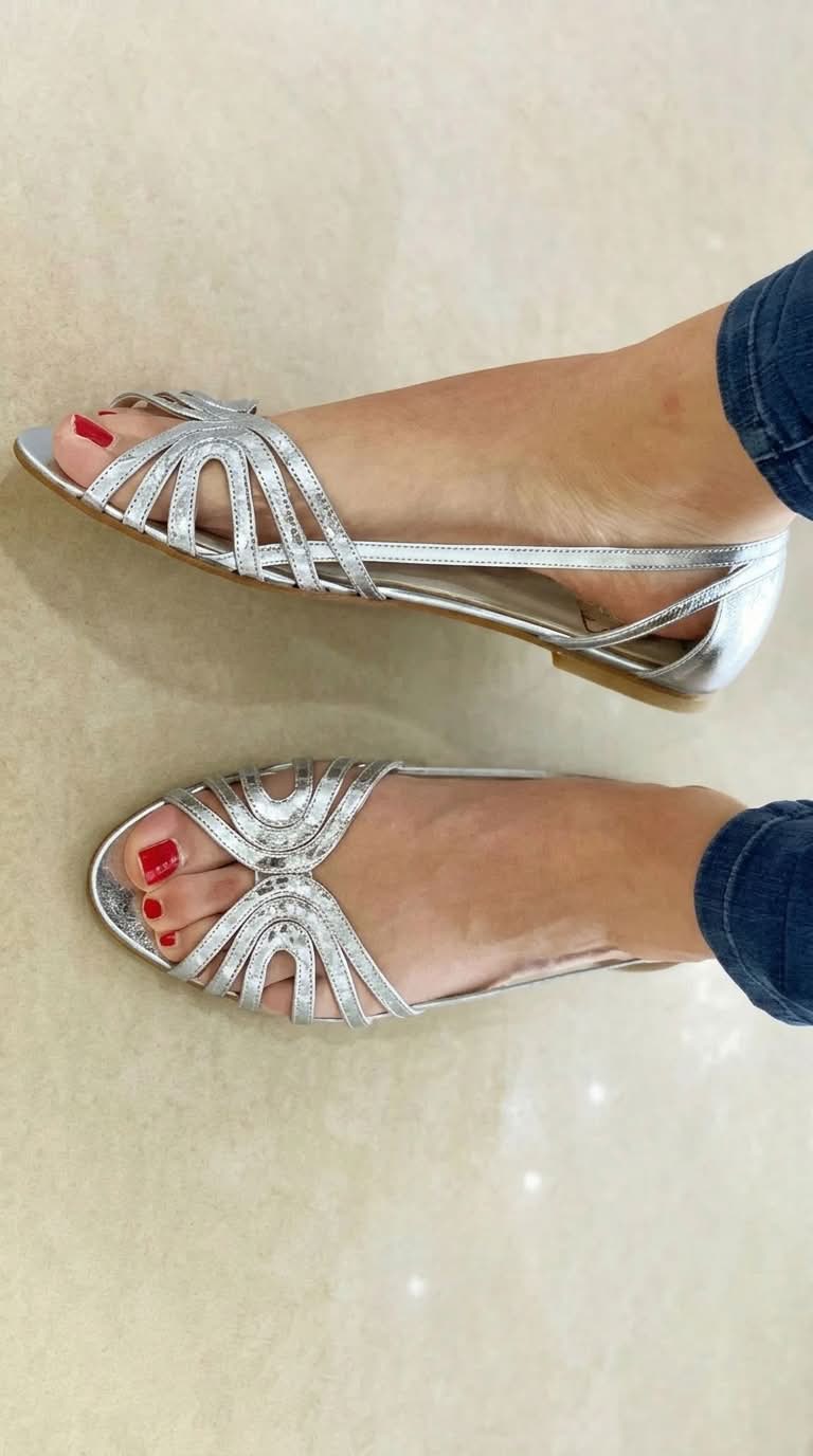 Sandali cut-out peep toe sijoči metalni