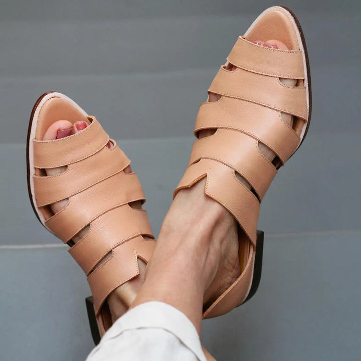 Balerinke cut-out peep toe slip-on casual na konici