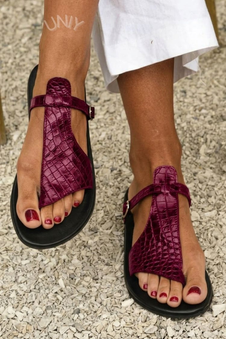 Sandali s flip-flop učinkom krokodila s trakcem in sponko na vratu stopala