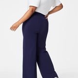 Elegantni in reliefni FitCurve™ hlače