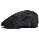 Modra denim moška kapa Alma Ljubljana, trpežen in moden dodatek za vsak dan, prikazana na sliki.