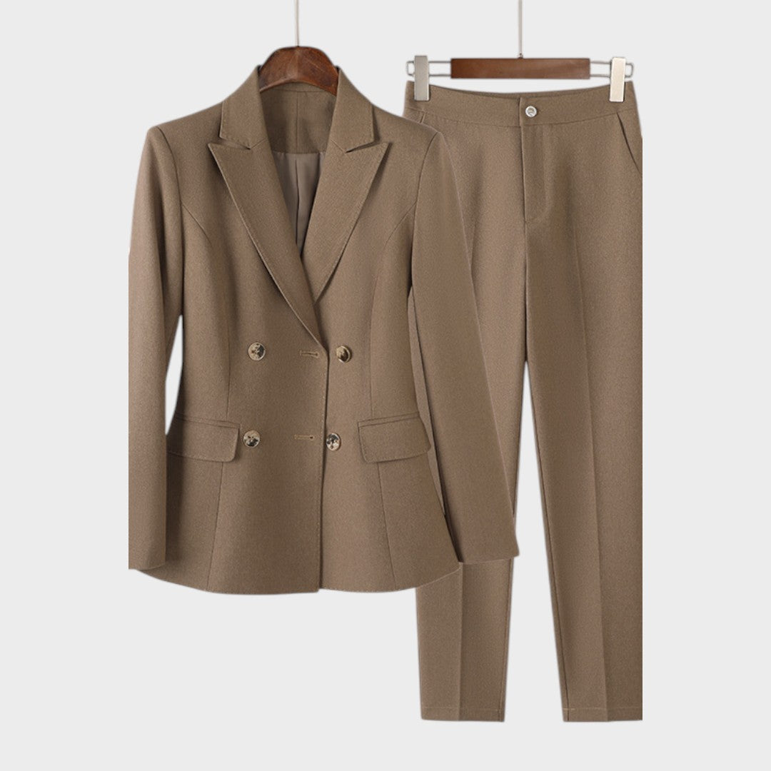 Ivkica – Strukturni Blazer Kostim